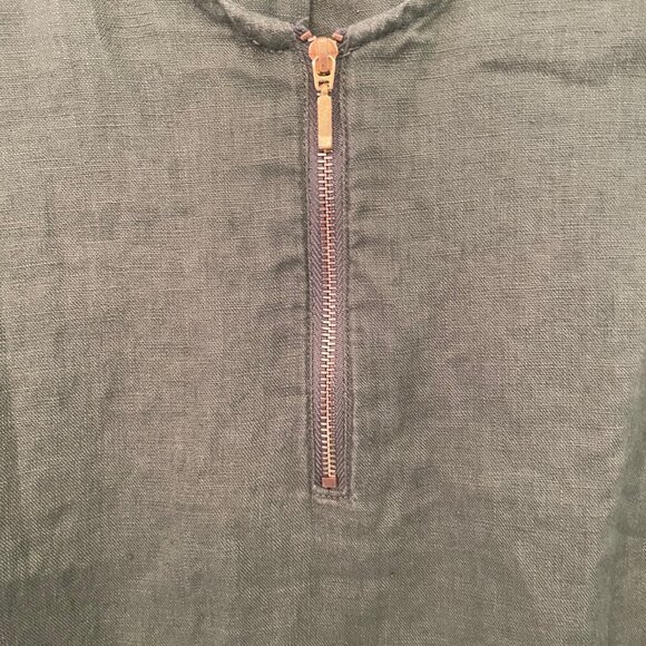 Harve Benard green washable linen tank‎ in green - Picture 3 of 4